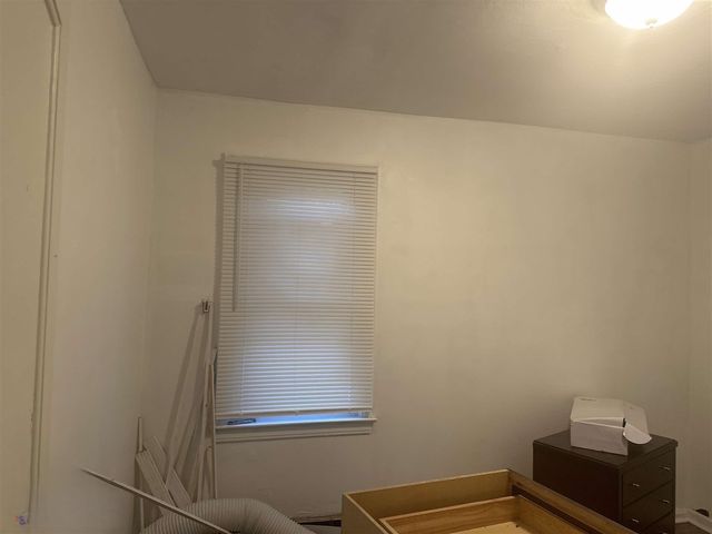 18498 Vaughan Street, Detroit, MI 48219