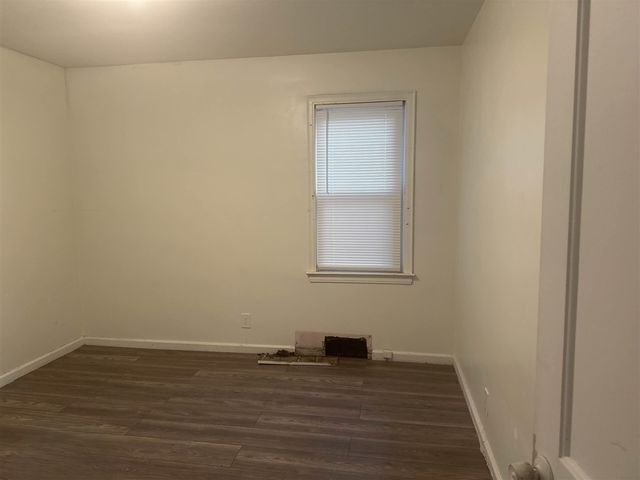 18498 Vaughan Street, Detroit, MI 48219