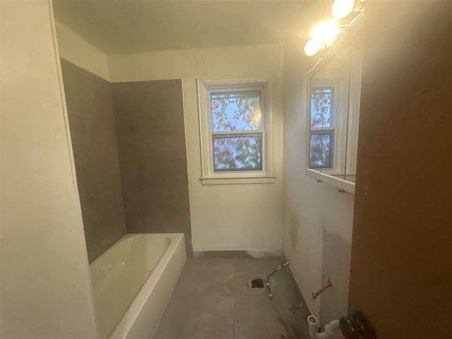 18498 Vaughan Street, Detroit, MI 48219