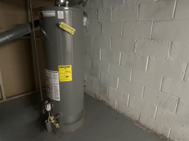 18498 Vaughan Street, Detroit, MI 48219