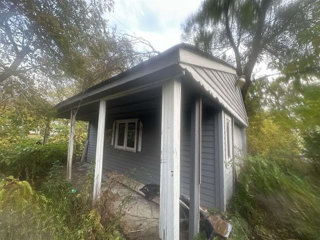 18498 Vaughan Street, Detroit, MI 48219