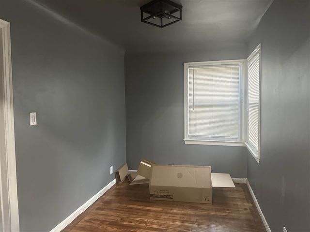 18498 Vaughan Street, Detroit, MI 48219