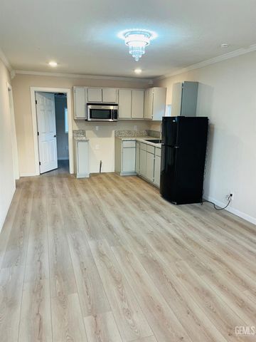 412 pierce Street, Taft, CA 93268