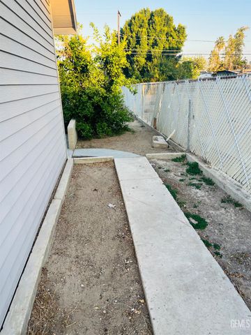 412 pierce Street, Taft, CA 93268