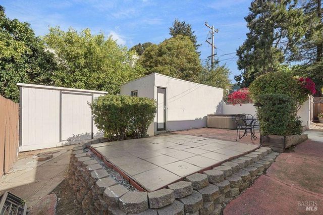 15 Saint Francis Dr, Vallejo, CA 94590