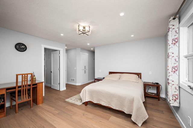 27755 Island View Road, Shorewood, MN 55331