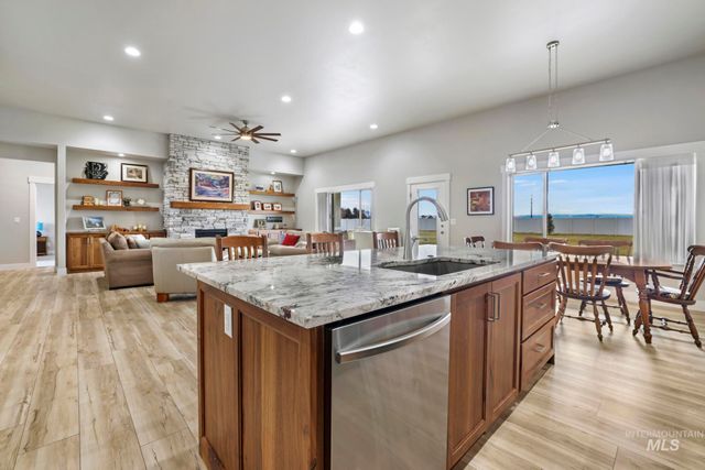 3319 E 3818 N, Kimberly, ID 83341