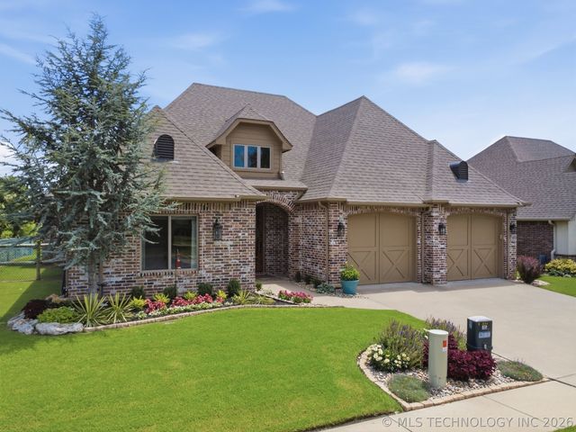 1739 W Plymouth Street, Broken Arrow, OK 74012