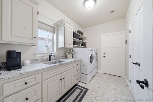 1739 W Plymouth Street, Broken Arrow, OK 74012
