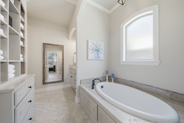 1739 W Plymouth Street, Broken Arrow, OK 74012