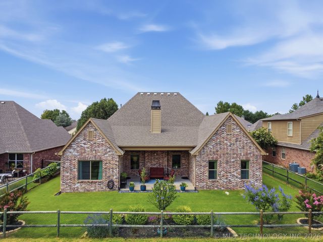 1739 W Plymouth Street, Broken Arrow, OK 74012