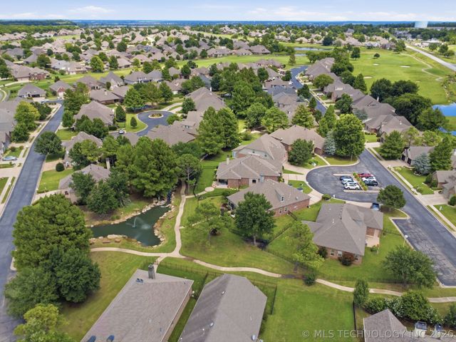 1739 W Plymouth Street, Broken Arrow, OK 74012