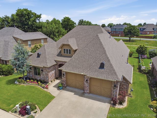 1739 W Plymouth Street, Broken Arrow, OK 74012