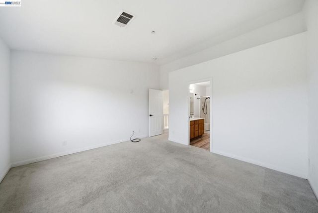 227 Clearpointe Drive, Vallejo, CA 94591