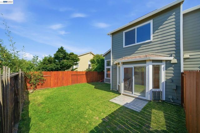 227 Clearpointe Drive, Vallejo, CA 94591