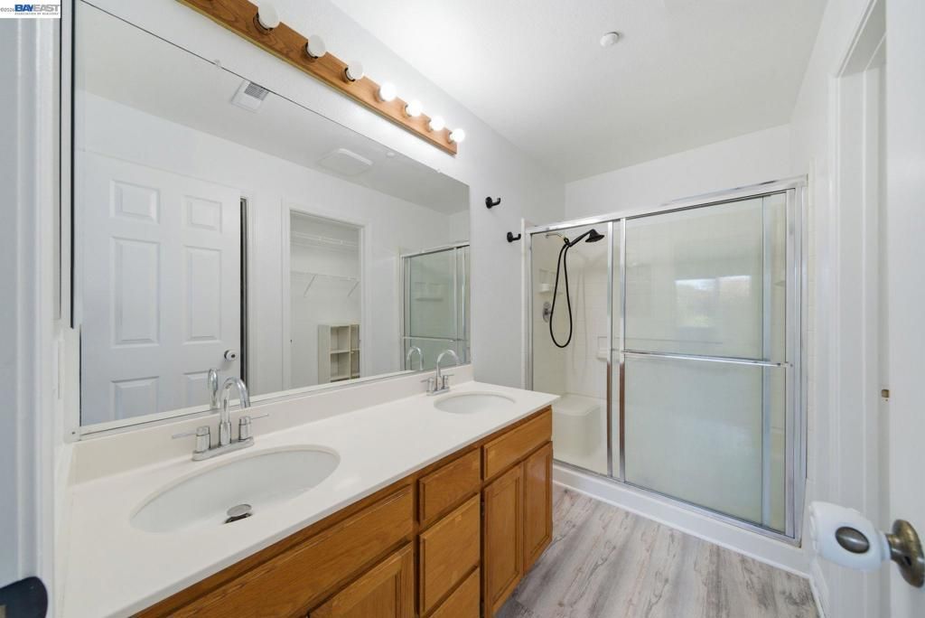 Image 19 of property listing at 227 Clearpointe Drive, Vallejo, CA 94591