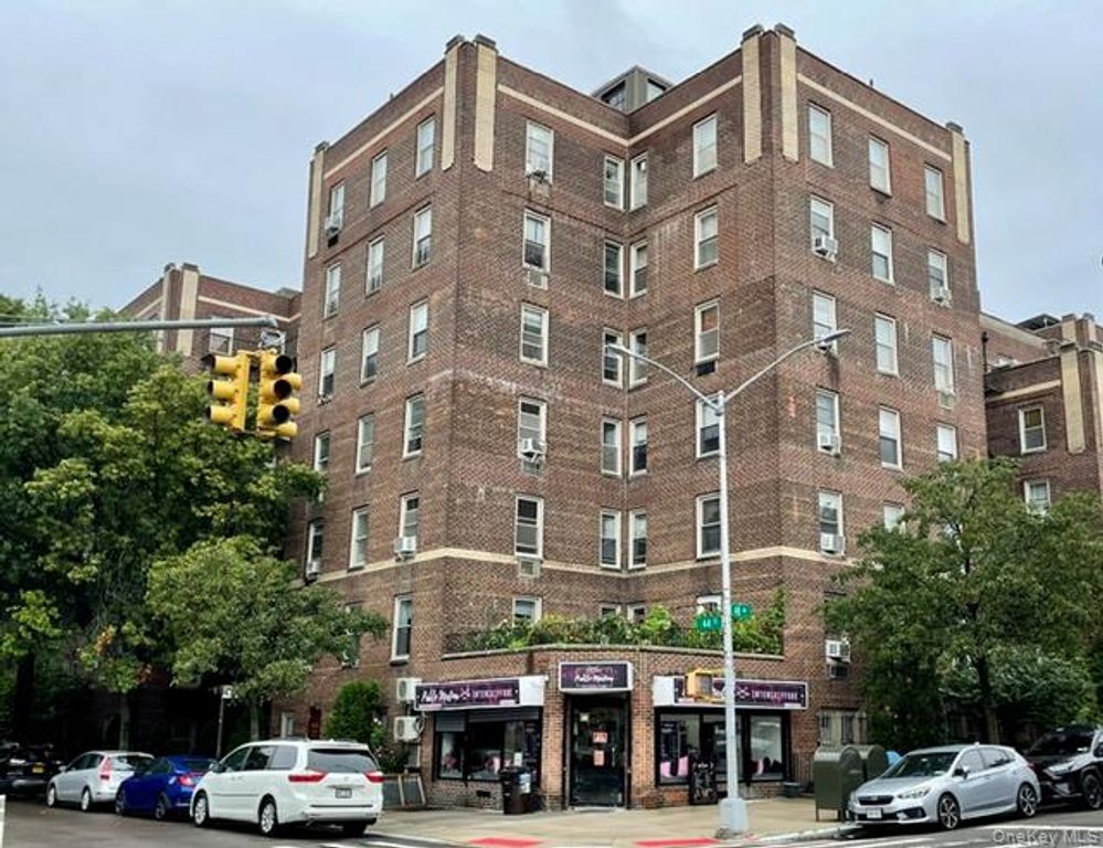 43-10 48 Avenue 4F, Woodside, NY 11377 — photo 2
