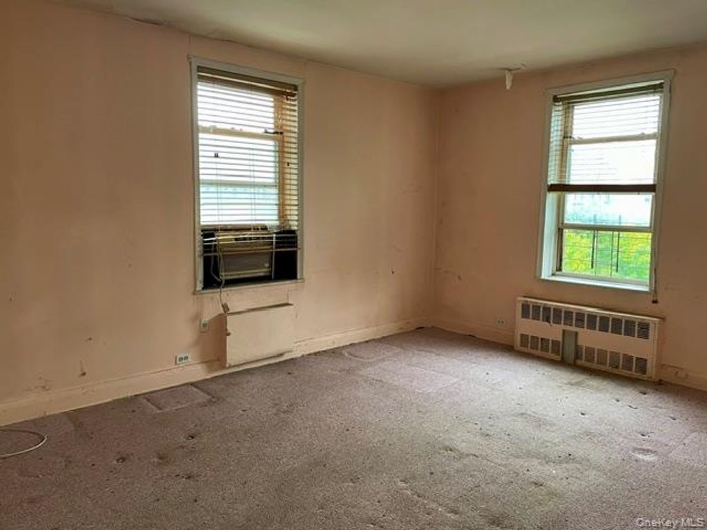 43-10 48 Avenue 4F, Woodside, NY 11377 — photo 3