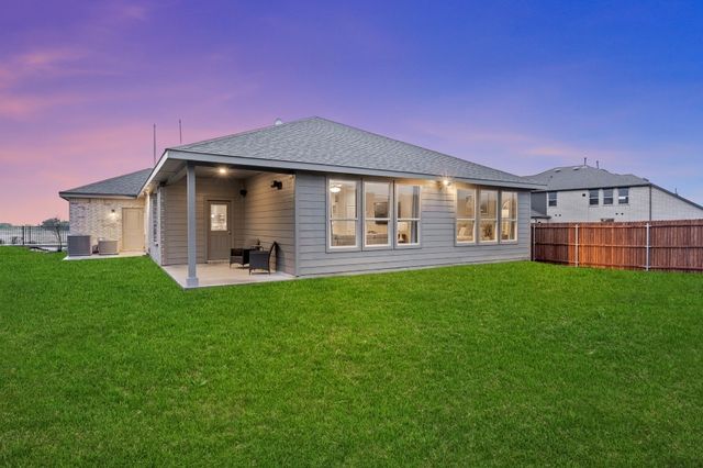 118 STANTON Avenue, Rhome, TX 76078