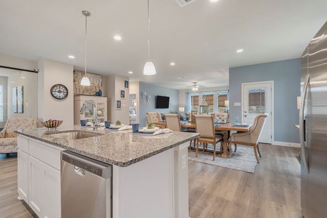 118 STANTON Avenue, Rhome, TX 76078