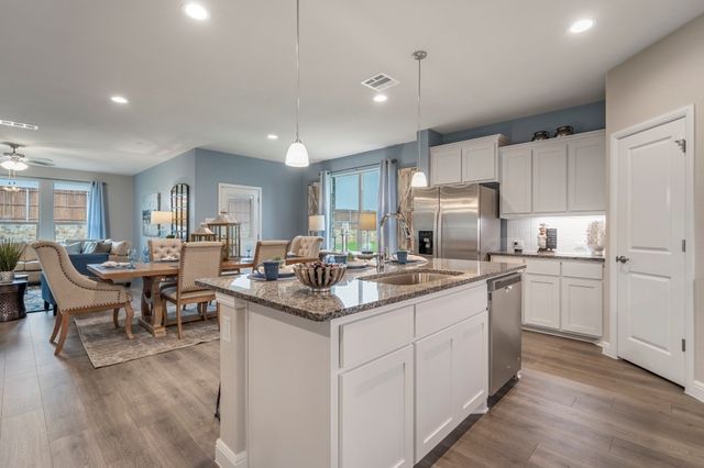 118 STANTON Avenue, Rhome, TX 76078