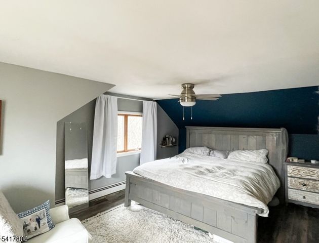 22 Flanders Rd, Mount Olive Twp., NJ 07828