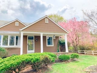 22 Flanders Rd, Mount Olive Twp., NJ 07828