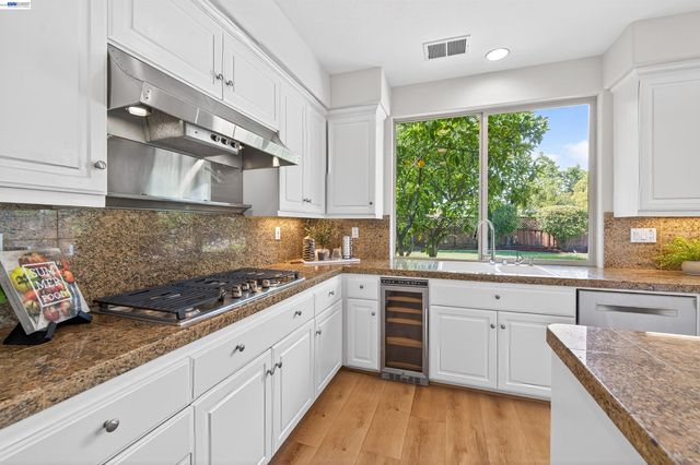 464 Montori Ct, Pleasanton, CA 94566
