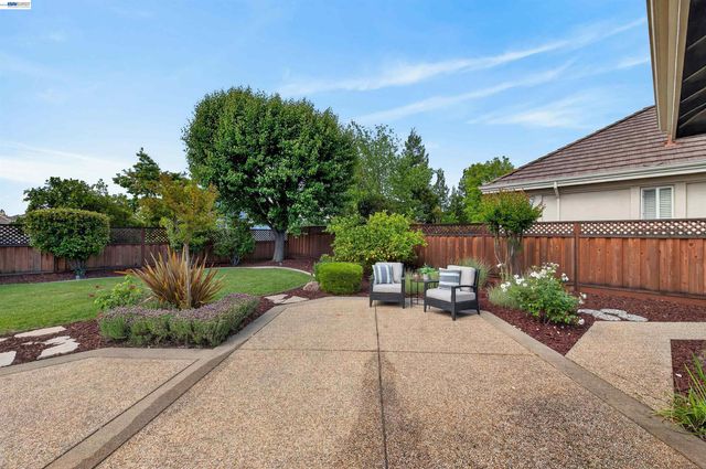 464 Montori Ct, Pleasanton, CA 94566