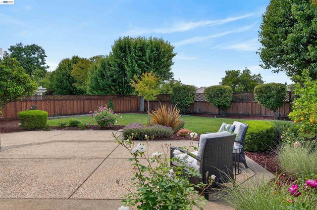 464 Montori Ct, Pleasanton, CA 94566