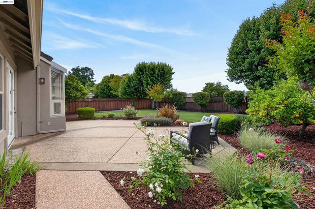 464 Montori Ct, Pleasanton, CA 94566