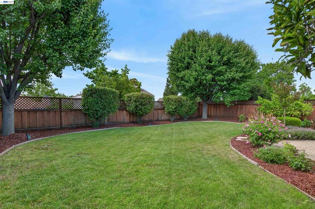 464 Montori Ct, Pleasanton, CA 94566