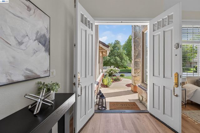 464 Montori Ct, Pleasanton, CA 94566