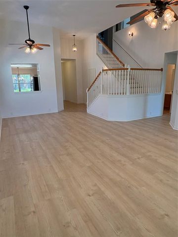 17511 Hoover Gardens Drive, Houston, TX 77095