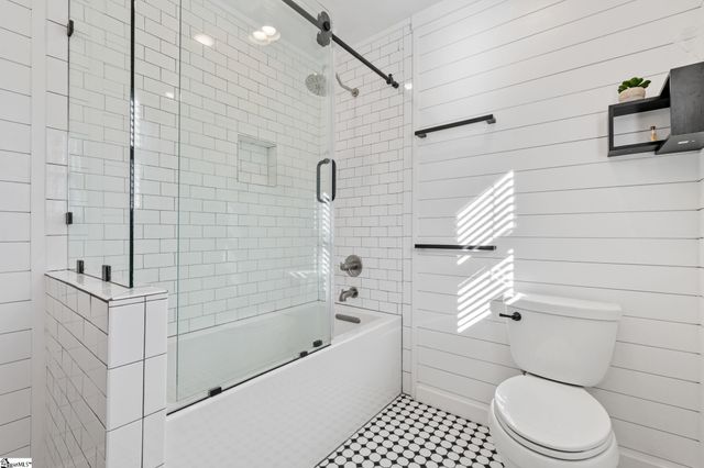 6 Estanolle Street, Greenville, SC 29615