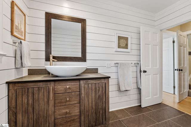 6 Estanolle Street, Greenville, SC 29615