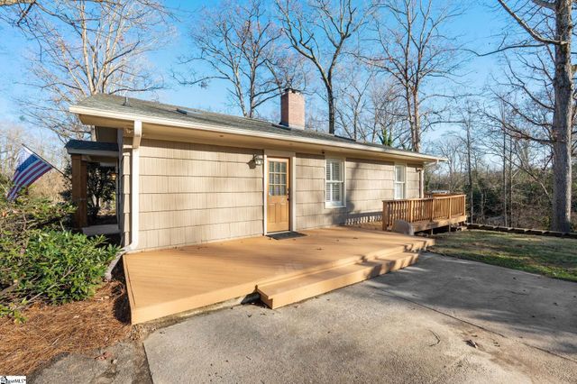 6 Estanolle Street, Greenville, SC 29615