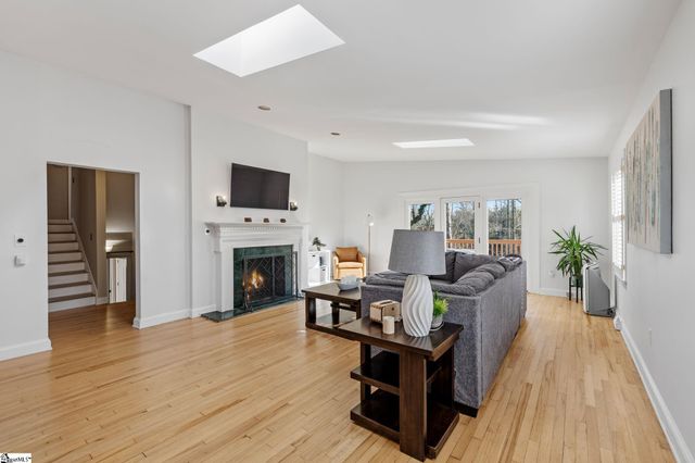 6 Estanolle Street, Greenville, SC 29615