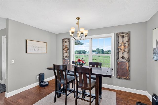 206 Maria Road, Clever, MO 65631
