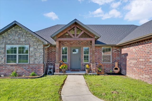 206 Maria Road, Clever, MO 65631