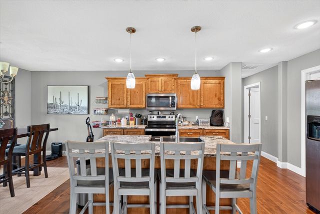206 Maria Road, Clever, MO 65631