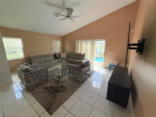 223 LAKE DAVENPORT ESTATES DRIVE, Davenport, FL 33897