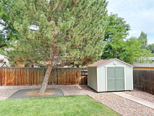 6953 W Roxbury Pl, Littleton, CO 80128