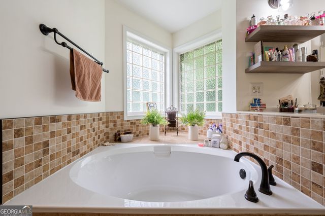 1228 J D Walton Road, Newnan, GA 30263