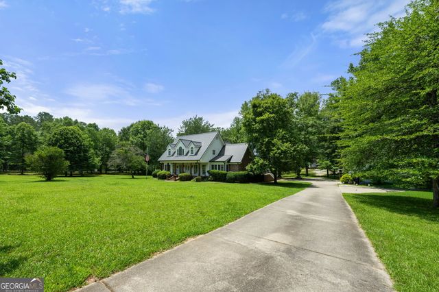 1228 J D Walton Road, Newnan, GA 30263