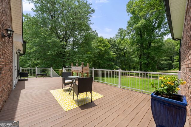 1228 J D Walton Road, Newnan, GA 30263