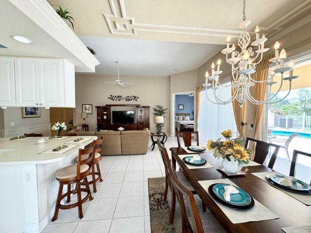 8262 Dominica Place, Wellington, FL 33414