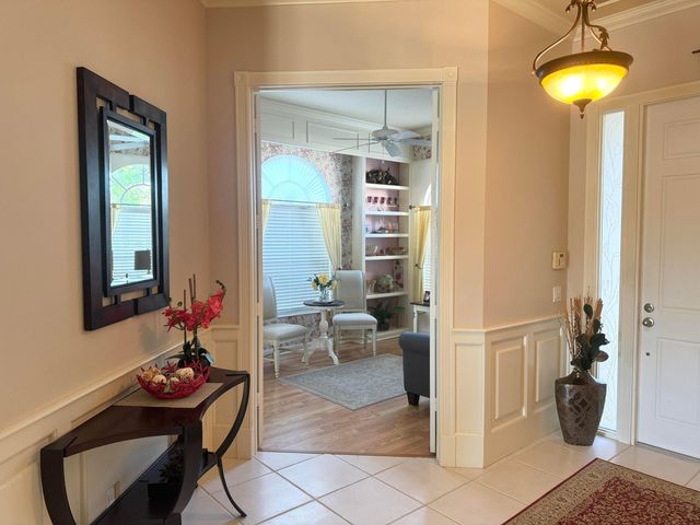 8262 Dominica Place, Wellington, FL 33414