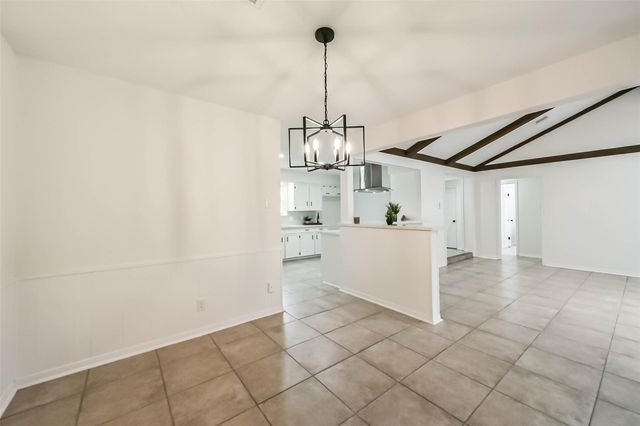 2022 Silver Moon Trail, Crosby, TX 77532