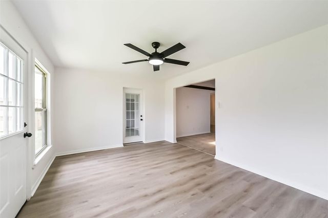 2022 Silver Moon Trail, Crosby, TX 77532